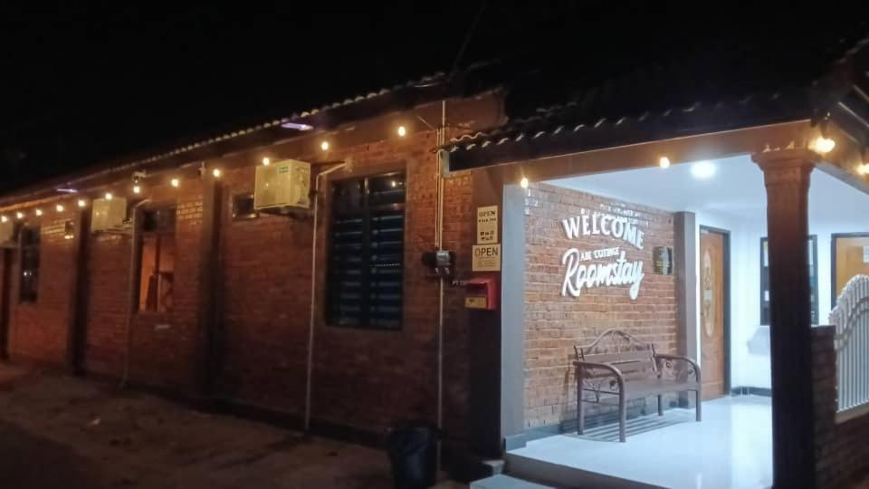 Roomstay By Abe Cottage Kampung Kuala Besut Exterior foto